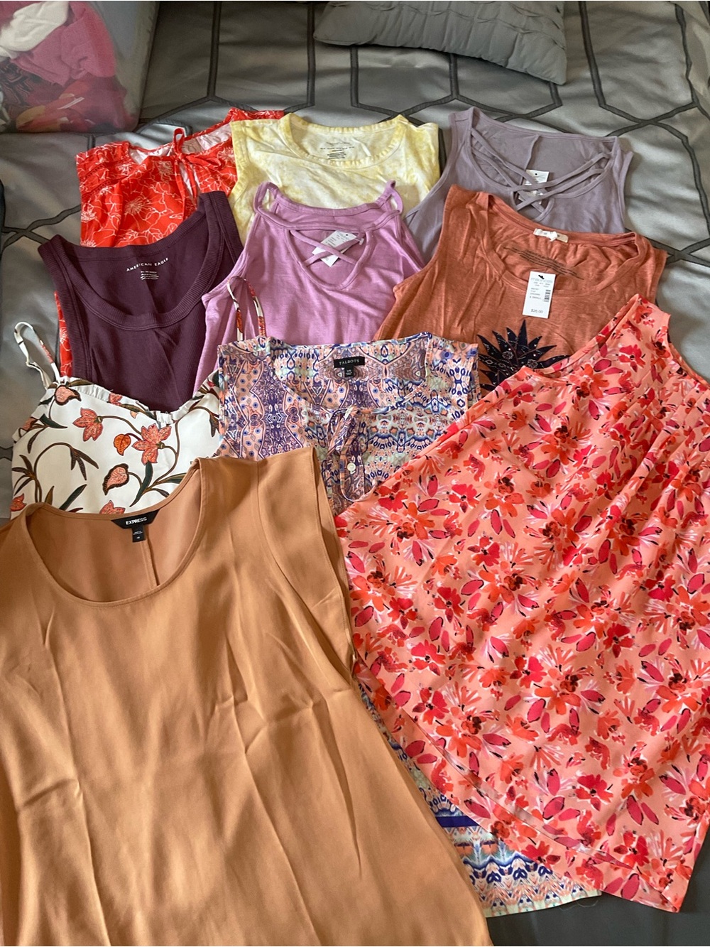 Lot of 10 Tank Tops Sz XS Bundle
